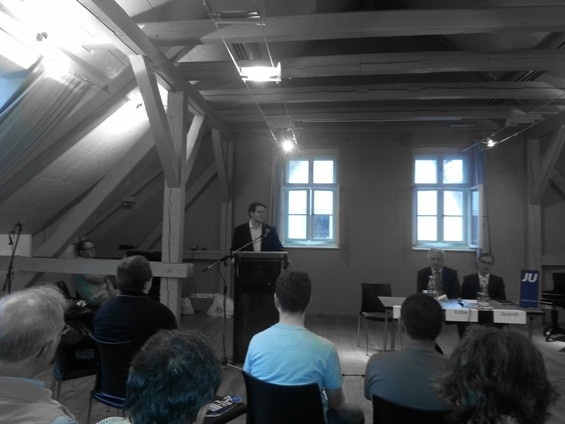 7. Dialog an der Elbe