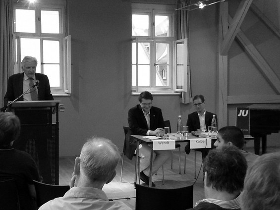 7. Dialog an der Elbe