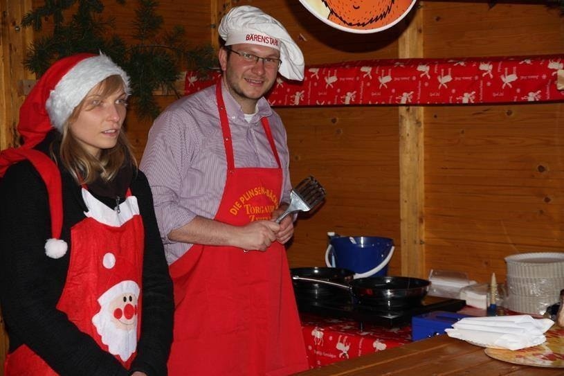 Adventsmarkt - Plinsenbacken für den guten Zweck