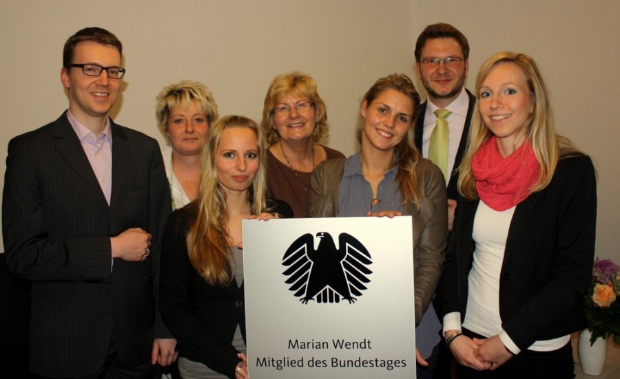 Bürgerbüroeröffnung - Marian Wendt und seine Mitarbeiter