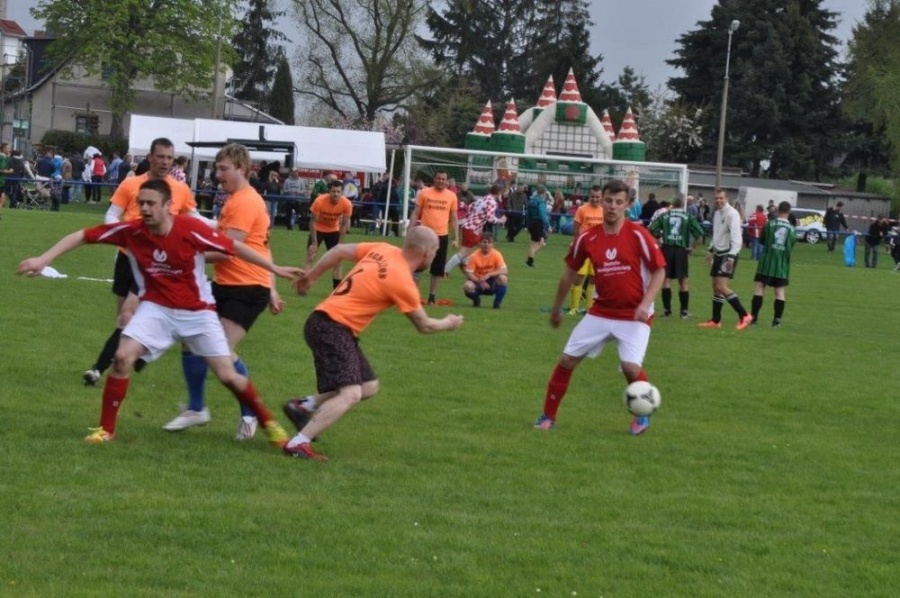 Mai Fußballturnier