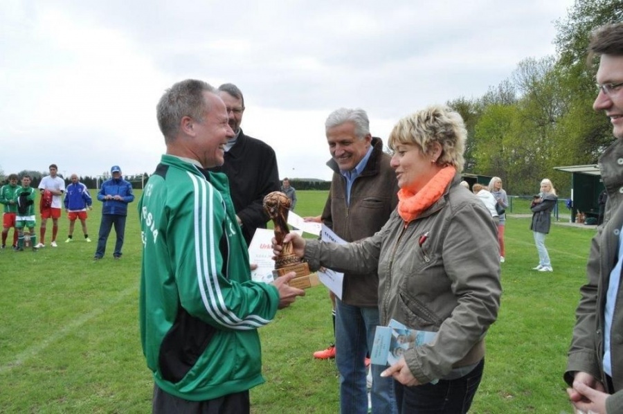 Mai Fußballturnier