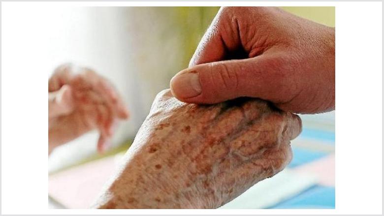 In Würde bis zum Abschied - Bundestagsabgeordneter Marian Wendt (CDU) unterstützt die Gründung eines Fördervereins für ein Stationäres Hospiz in Torgau In Würde bis zum Abschied - Bundestagsabgeordneter Marian Wendt (CDU) unterstützt die Gründung eines Fördervereins für ein Stationäres Hospiz in Torgau
